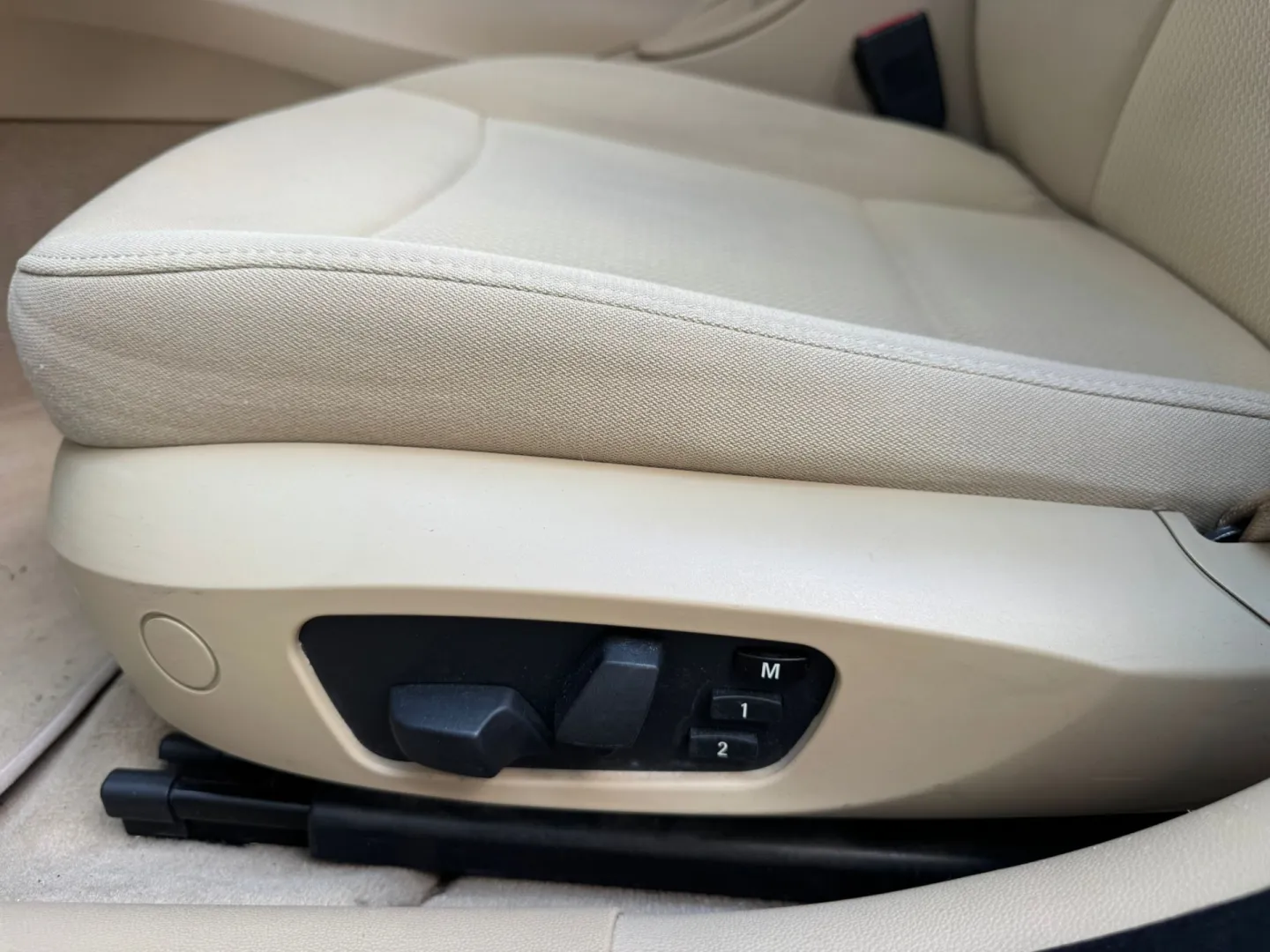 Cumpara/ Vinde online BMW 3 Series 2009 SH, la cel mai bun pret pentru tine!