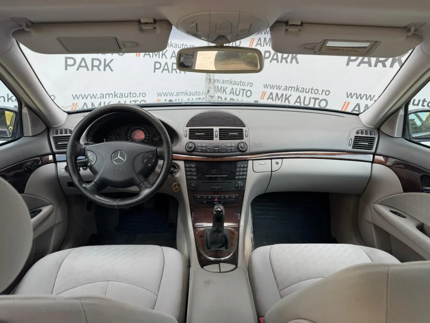 Cumpara/ Vinde online Mercedes-Benz E-Class 2004 SH, la cel mai bun pret pentru tine!