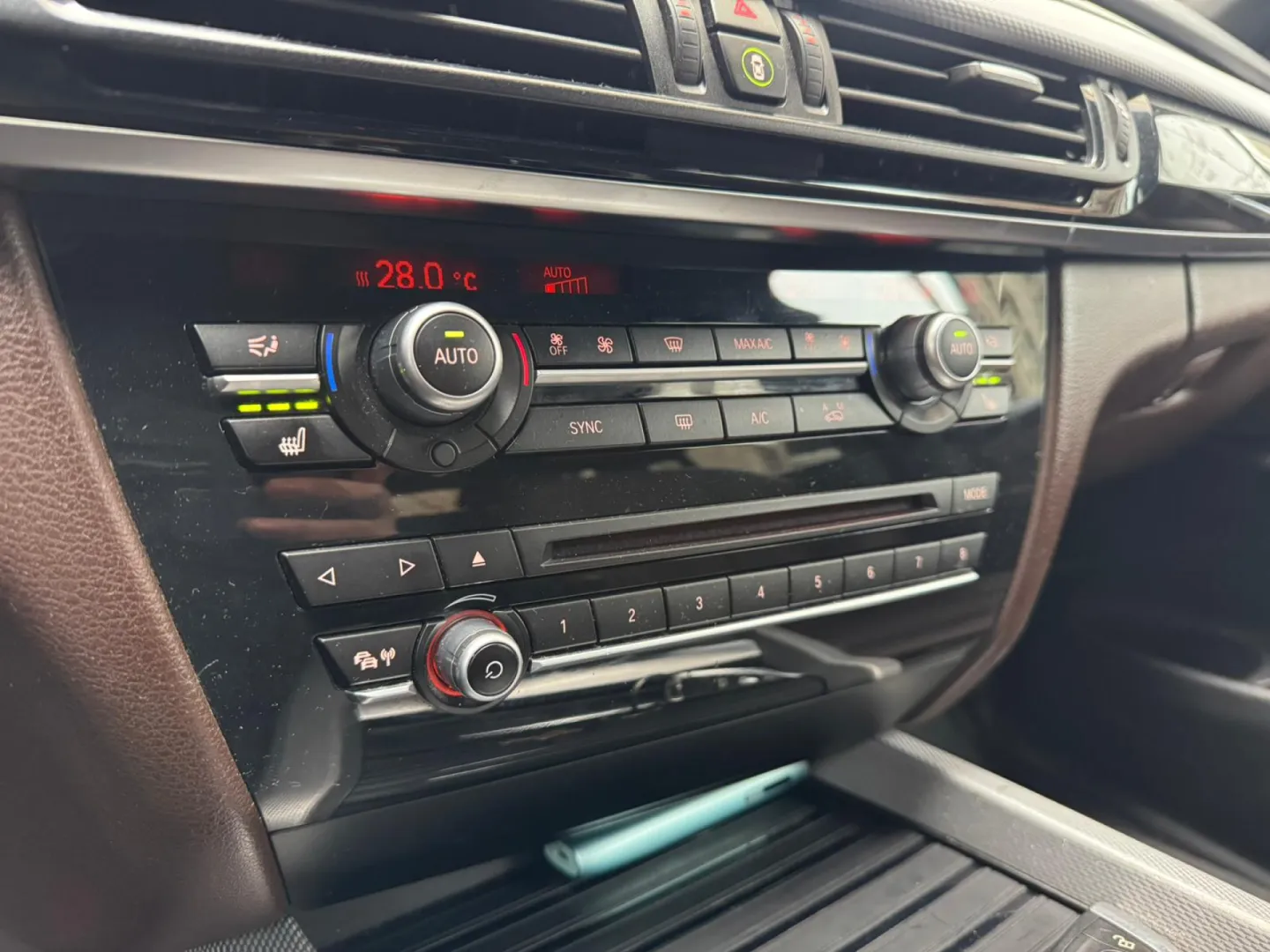 Cumpara/ Vinde online BMW X5 2015 SH, la cel mai bun pret pentru tine!