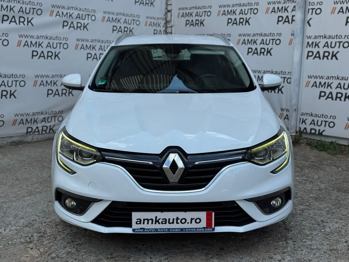Cumpara/ Vinde online Renault  Megane 2017 SH, la cel mai bun pret pentru tine!