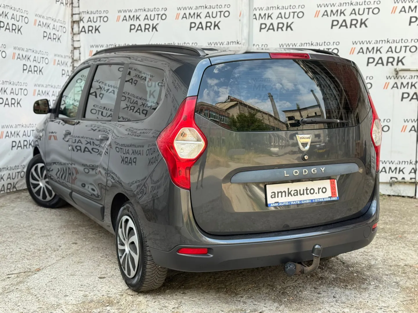 Cumpara/ Vinde online Dacia Lodgy 2013 SH, la cel mai bun pret pentru tine!
