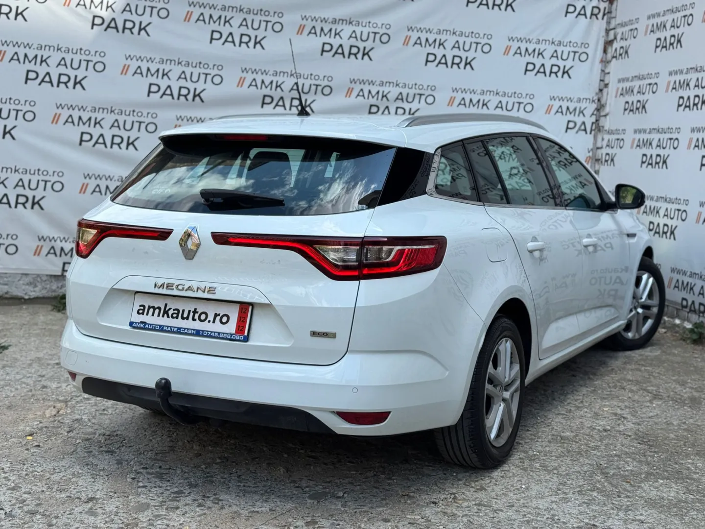 Cumpara/ Vinde online Renault  Megane 2017 SH, la cel mai bun pret pentru tine!