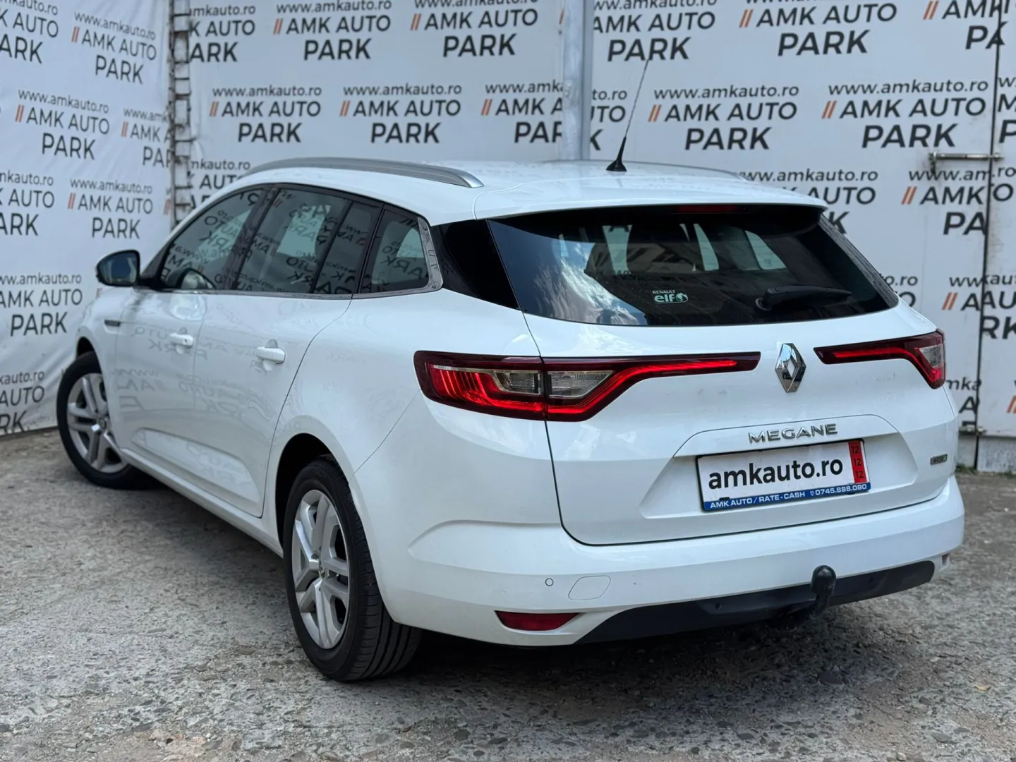 Cumpara/ Vinde online Renault  Megane 2017 SH, la cel mai bun pret pentru tine!