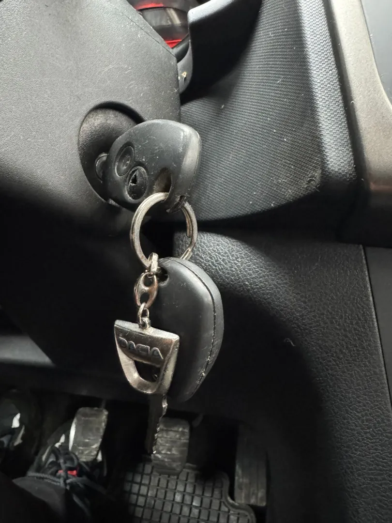 Cumpara/ Vinde online Dacia Sandero 2012 SH, la cel mai bun pret pentru tine!
