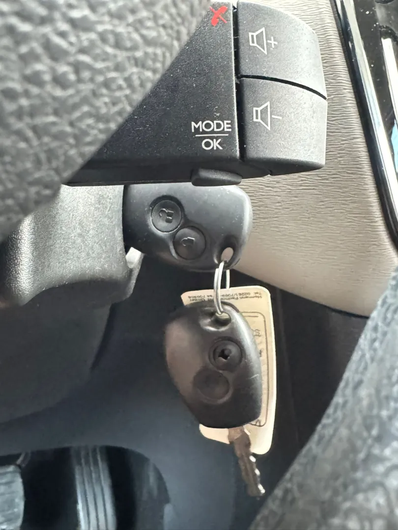 Cumpara/ Vinde online Dacia Lodgy 2013 SH, la cel mai bun pret pentru tine!