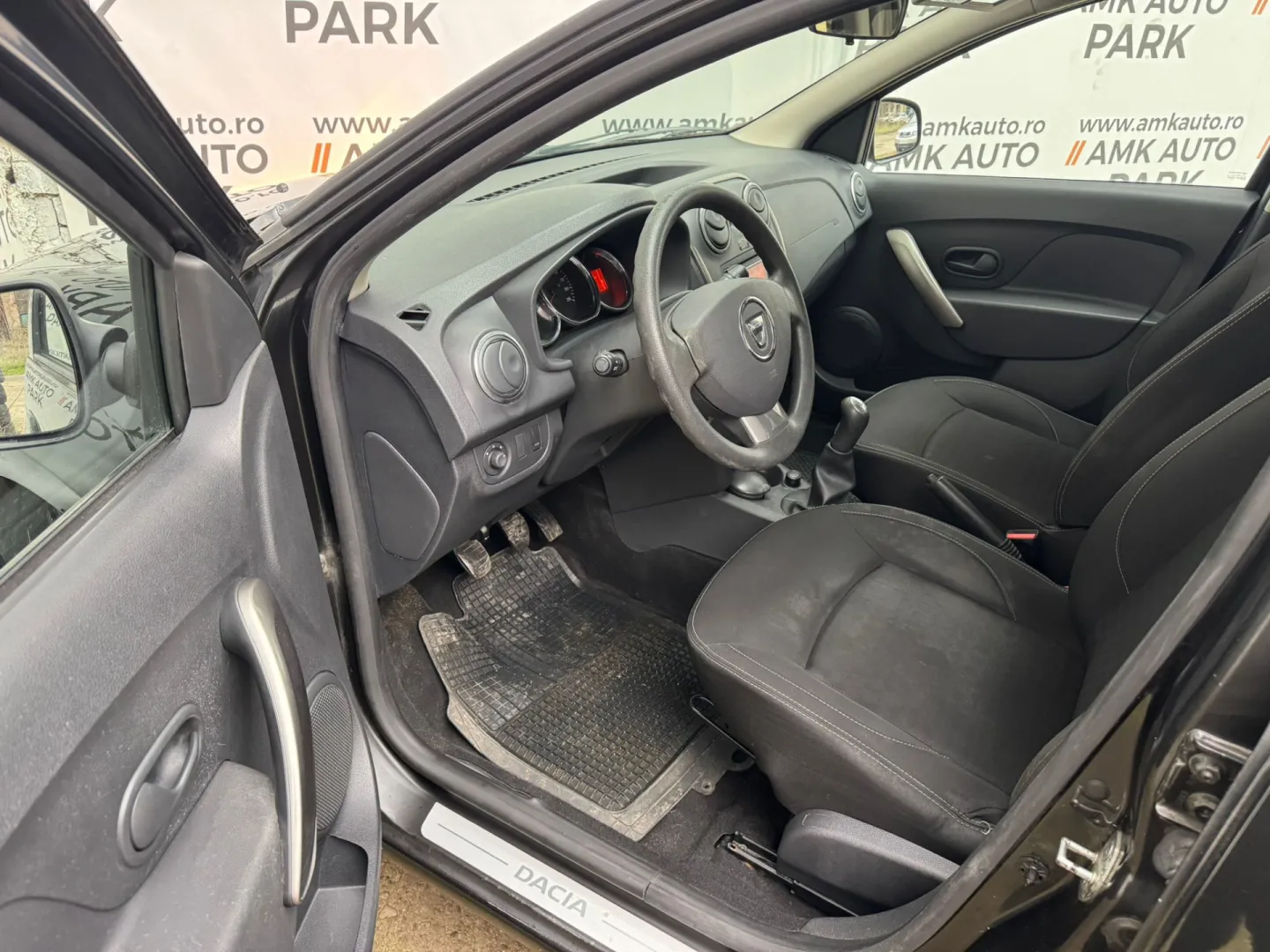 Cumpara/ Vinde online Dacia Sandero 2012 SH, la cel mai bun pret pentru tine!