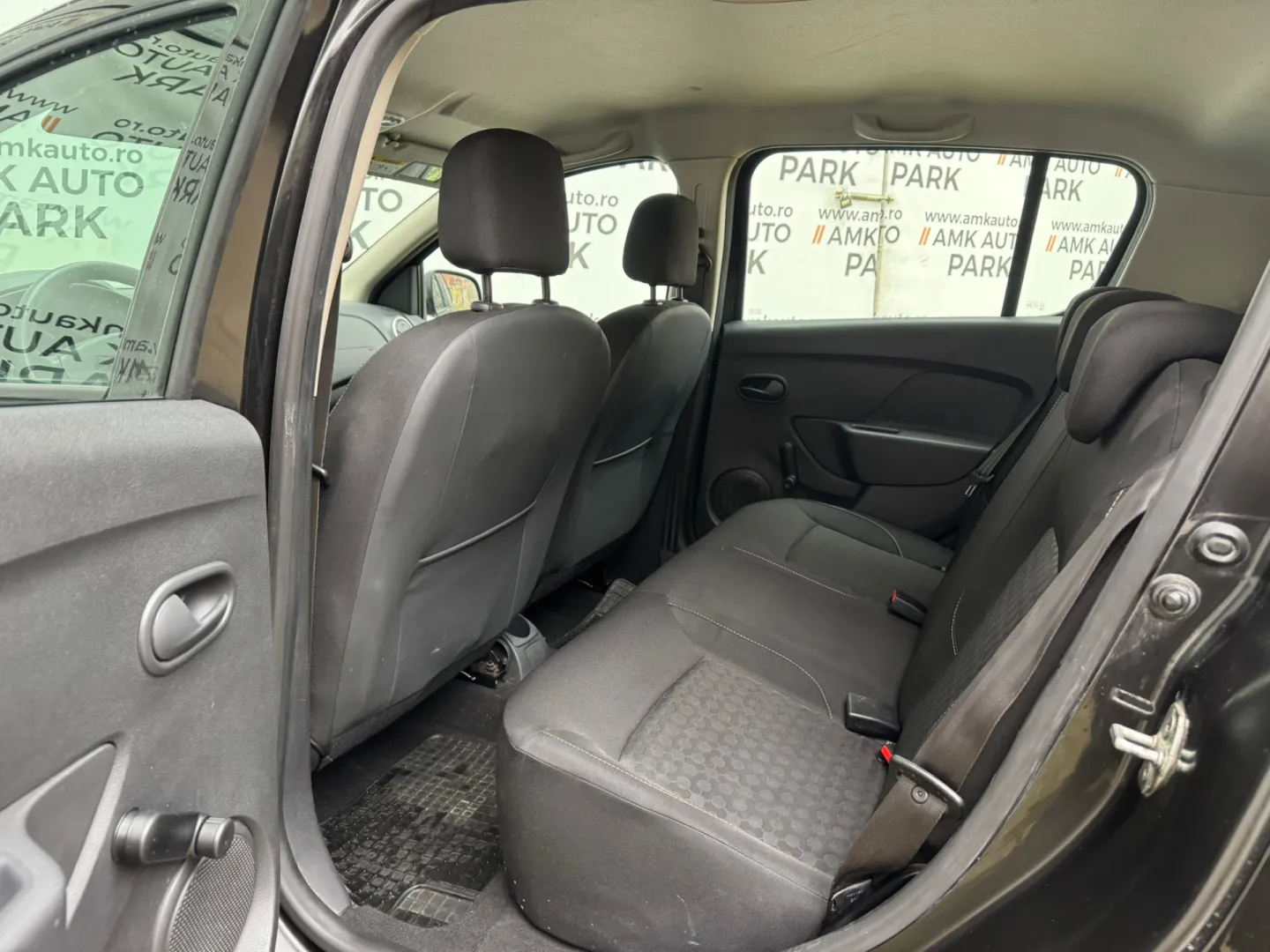 Cumpara/ Vinde online Dacia Sandero 2012 SH, la cel mai bun pret pentru tine!