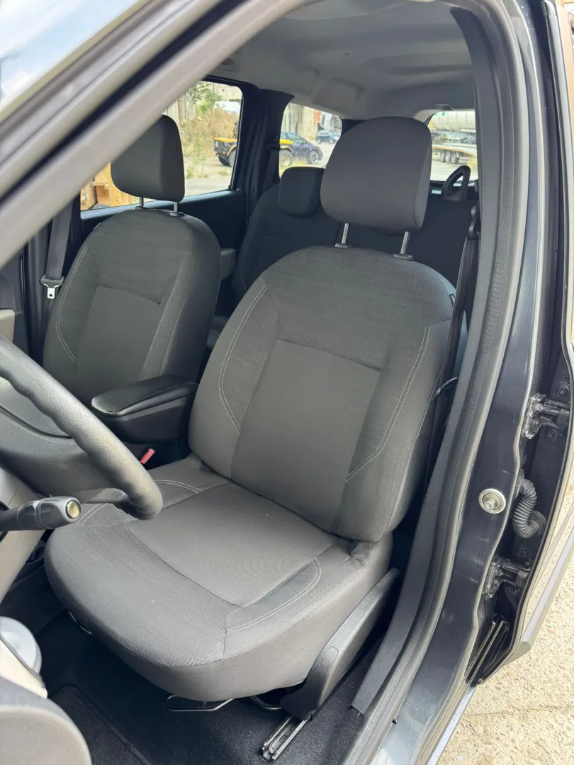 Cumpara/ Vinde online Dacia Lodgy 2013 SH, la cel mai bun pret pentru tine!