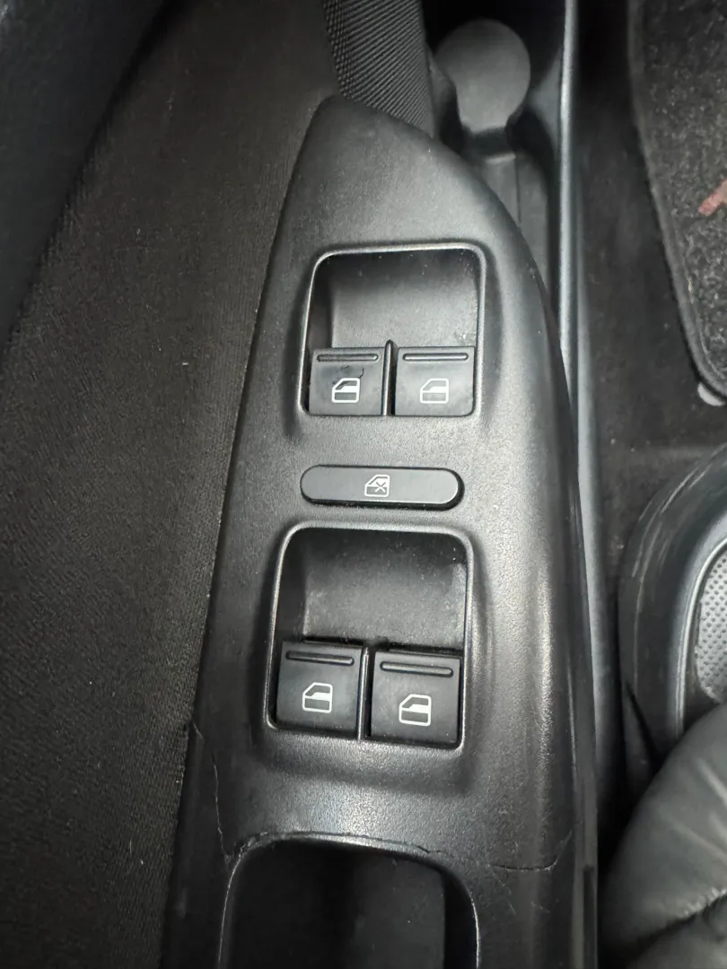 Cumpara/ Vinde online Skoda Octavia 2011 SH, la cel mai bun pret pentru tine!