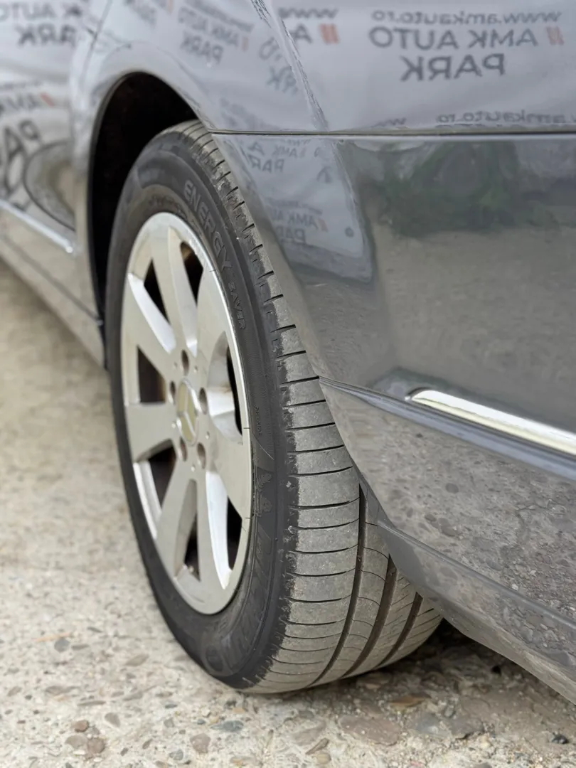 Cumpara/ Vinde online Mercedes-Benz C-Class 2009 SH, la cel mai bun pret pentru tine!