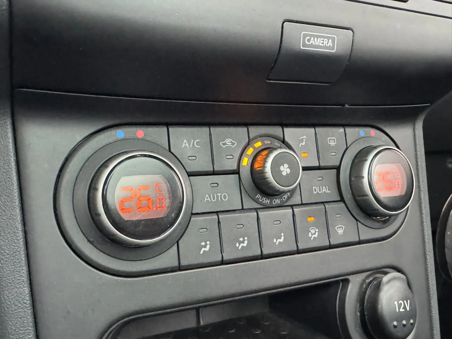Cumpara/ Vinde online Nissan Qashqai 2012 SH, la cel mai bun pret pentru tine!