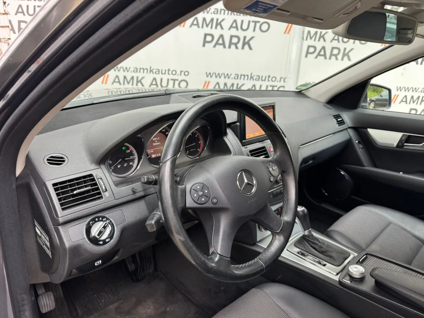 Cumpara/ Vinde online Mercedes-Benz C-Class 2009 SH, la cel mai bun pret pentru tine!