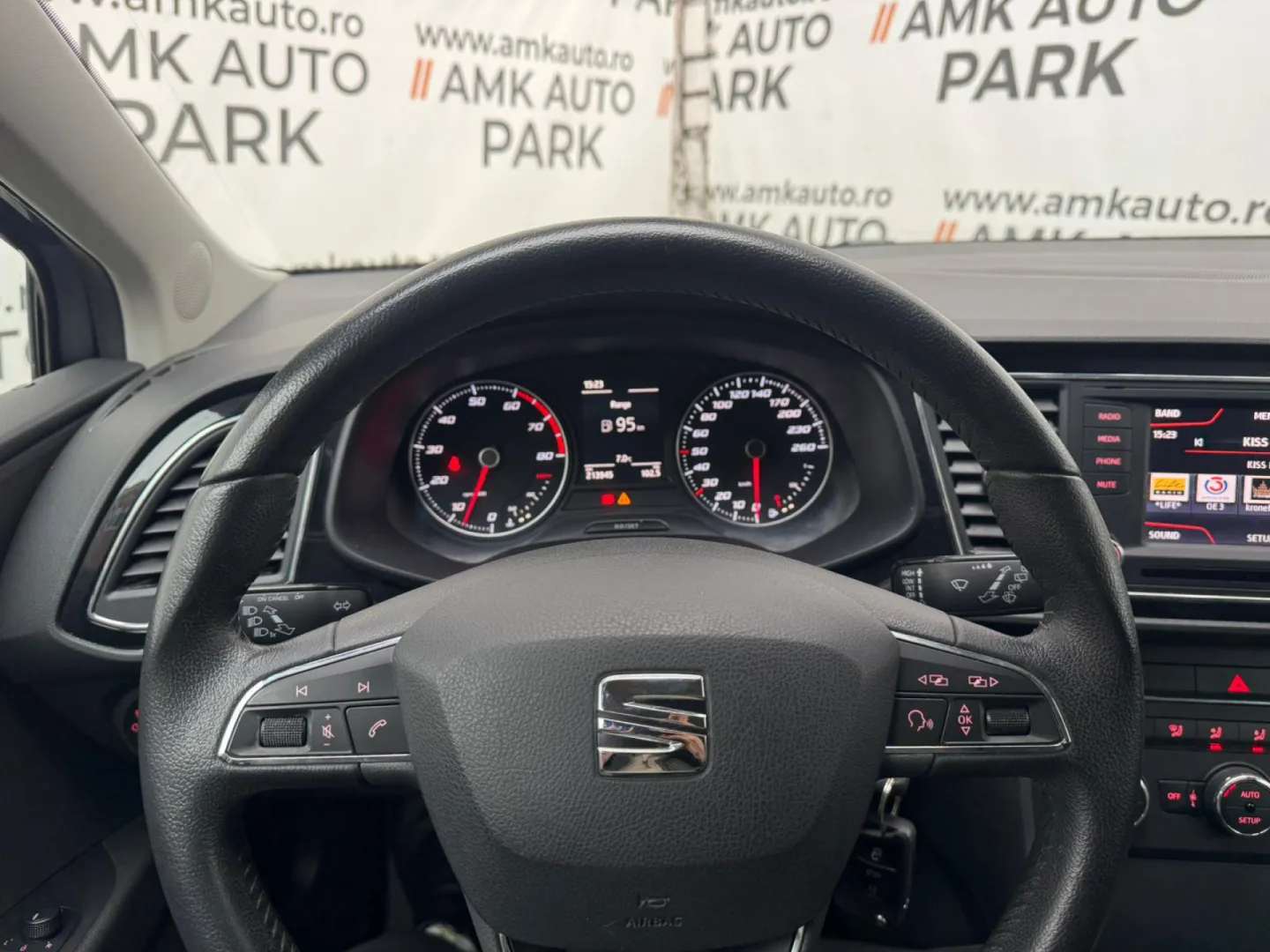 Cumpara/ Vinde online Seat Leon 2013 SH, la cel mai bun pret pentru tine!