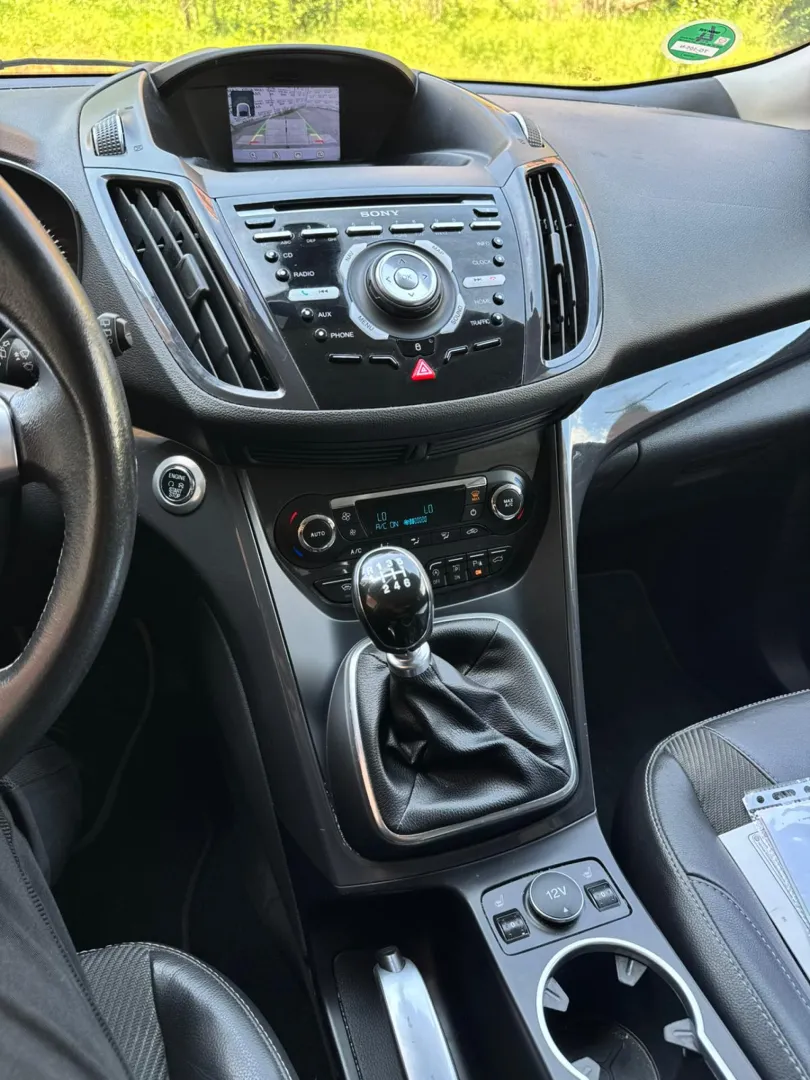 Cumpara/ Vinde online Ford Kuga 2015 SH, la cel mai bun pret pentru tine!