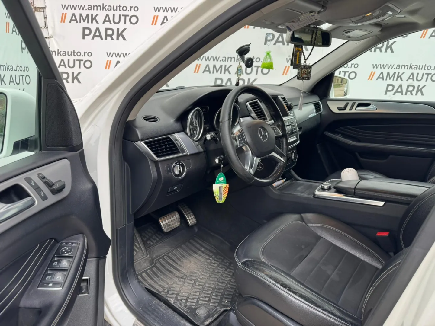 Cumpara/ Vinde online Mercedes-Benz ML-Class 2015 SH, la cel mai bun pret pentru tine!