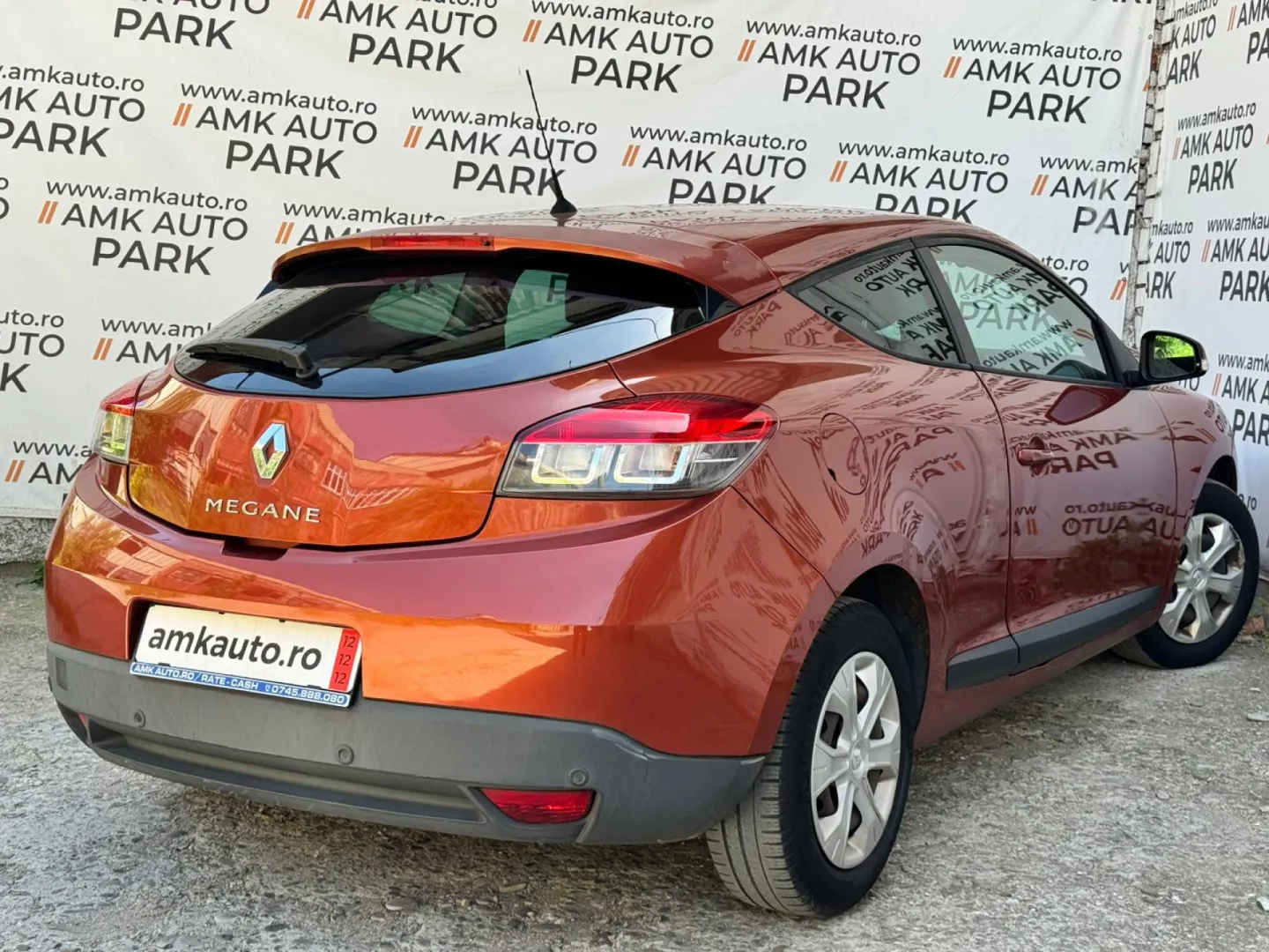 Cumpara/ Vinde online Renault  Megane 2009 SH, la cel mai bun pret pentru tine!