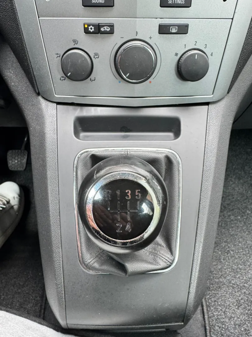 Cumpara/ Vinde online Opel Zafira 2010 SH, la cel mai bun pret pentru tine!