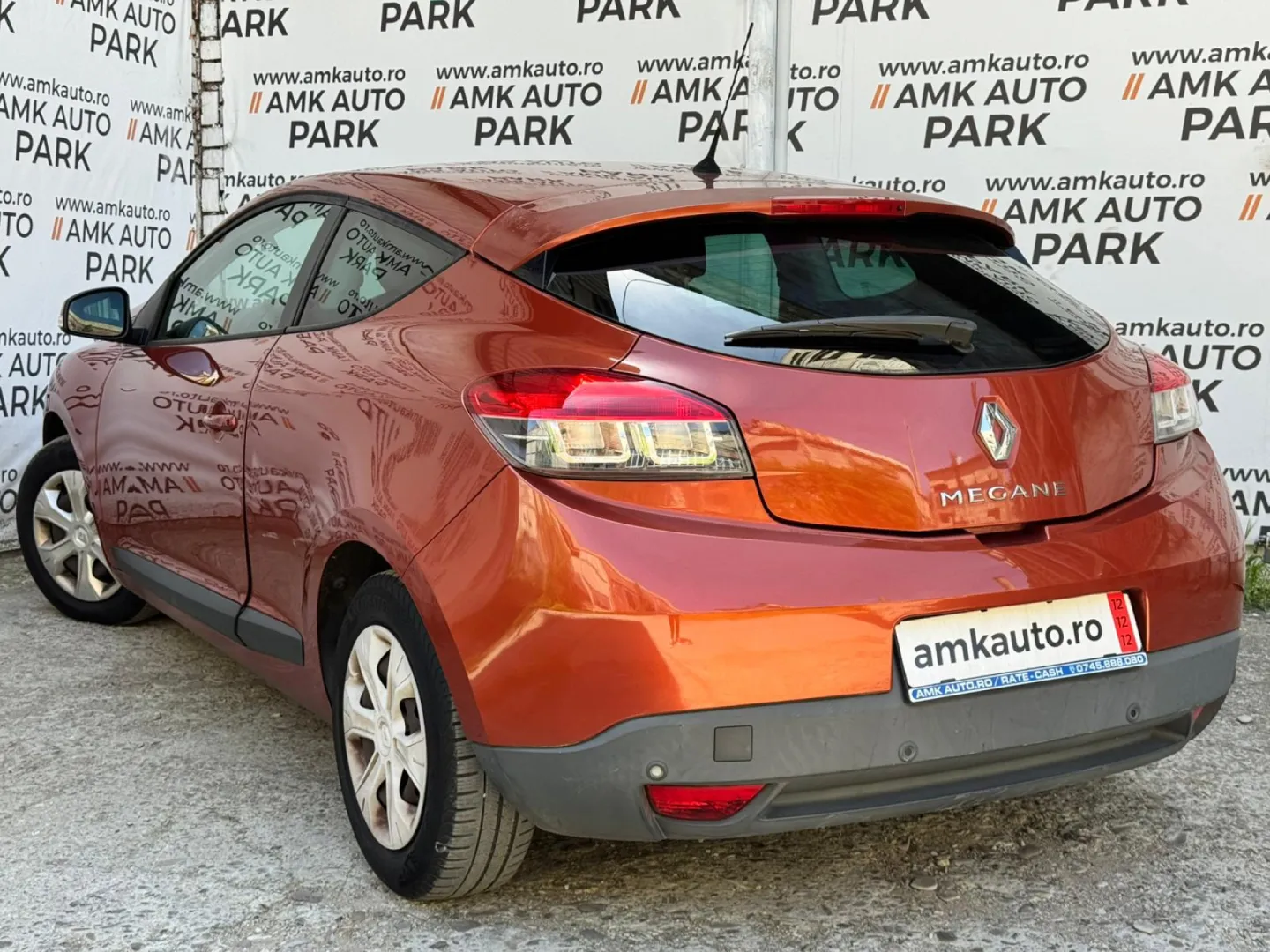 Cumpara/ Vinde online Renault  Megane 2009 SH, la cel mai bun pret pentru tine!