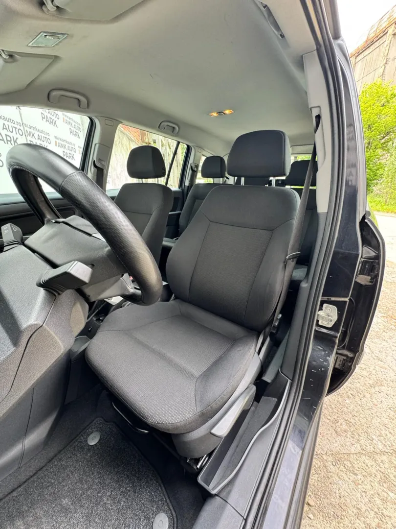 Cumpara/ Vinde online Opel Zafira 2010 SH, la cel mai bun pret pentru tine!