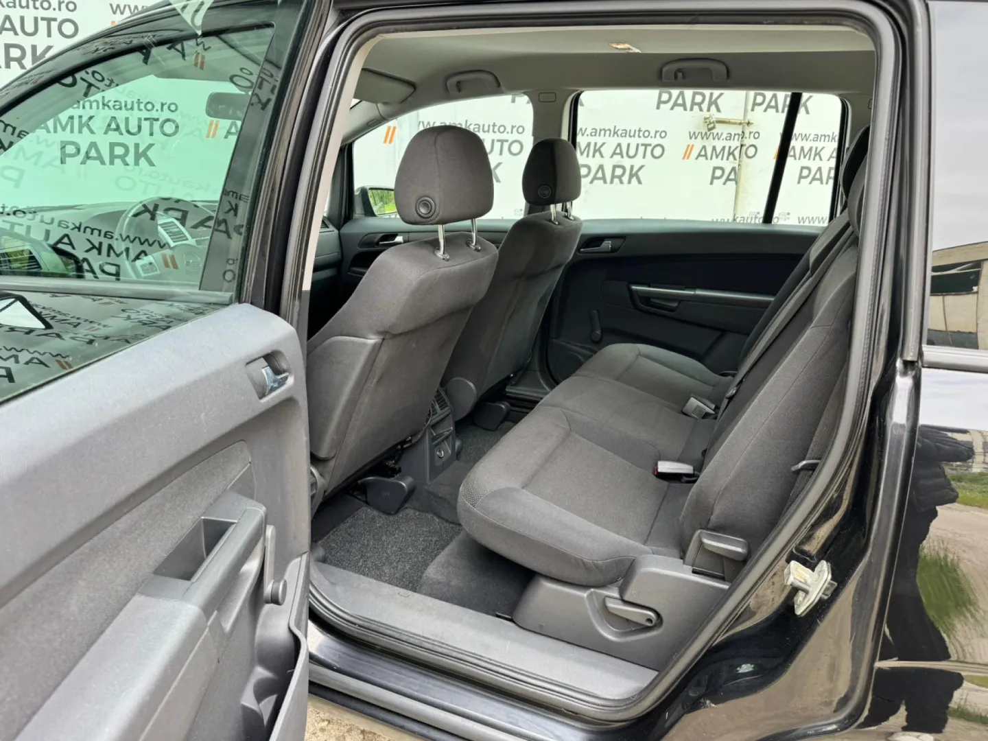 Cumpara/ Vinde online Opel Zafira 2010 SH, la cel mai bun pret pentru tine!