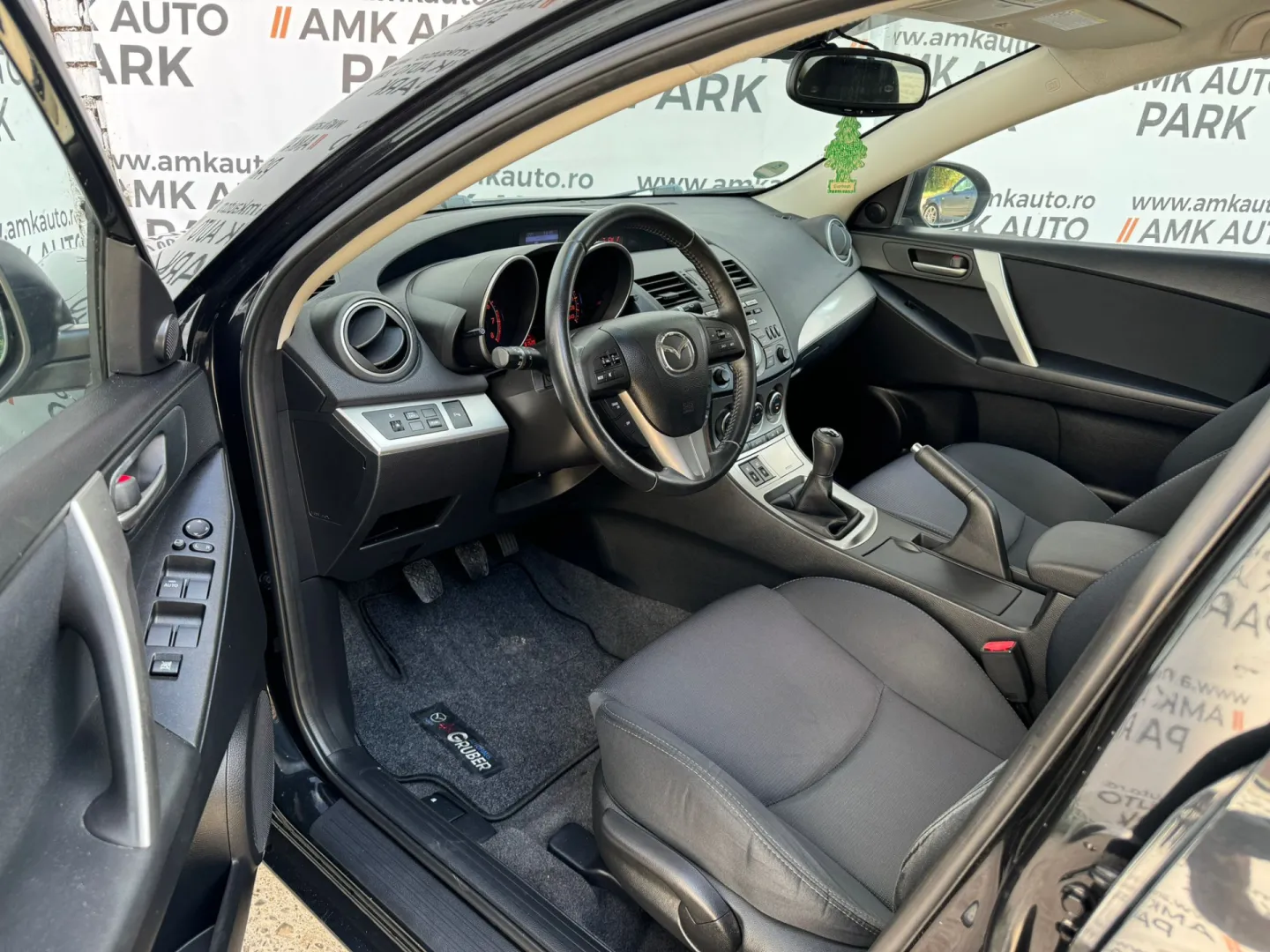Cumpara/ Vinde online Mazda 3 2010 SH, la cel mai bun pret pentru tine!