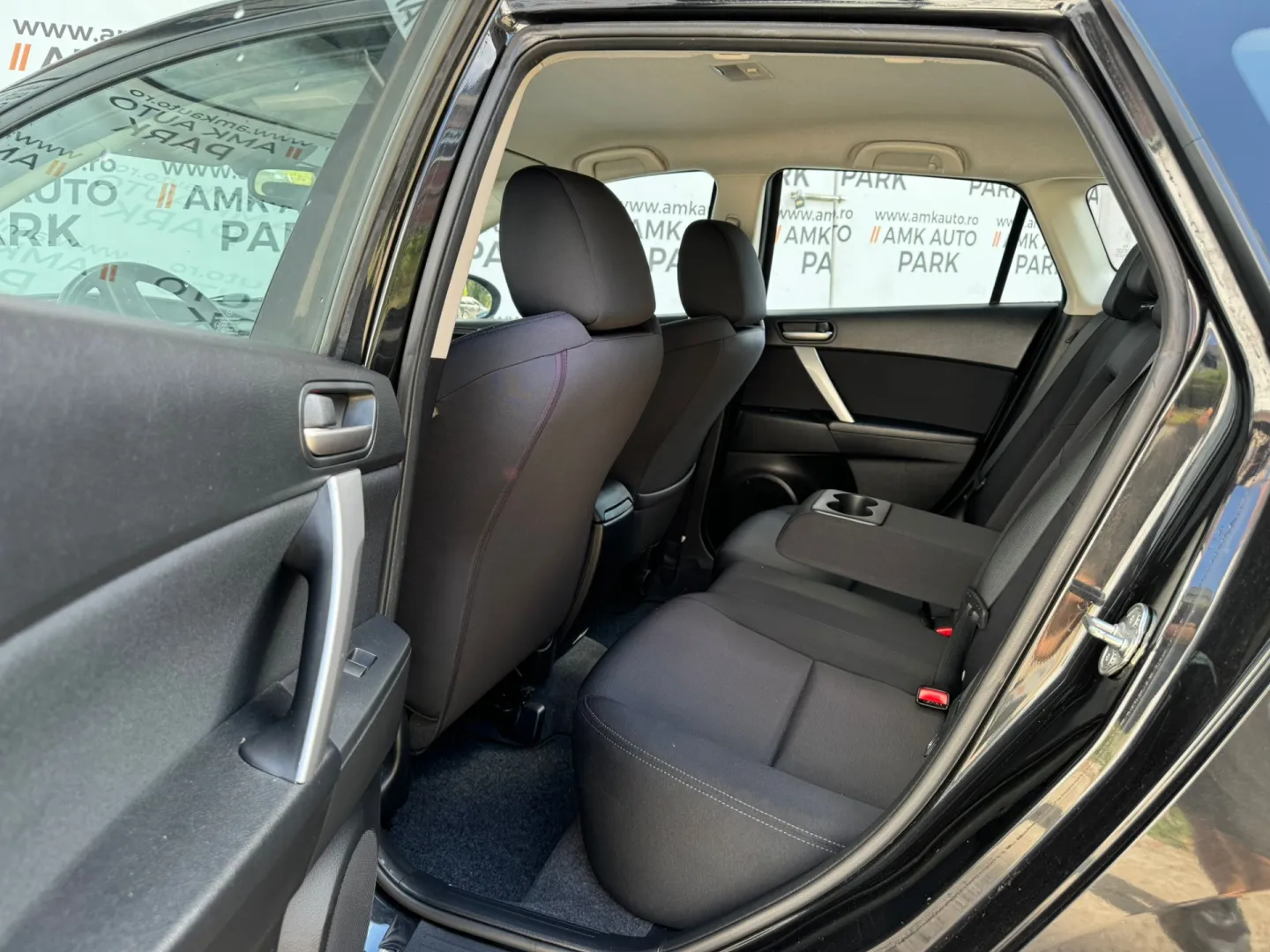 Cumpara/ Vinde online Mazda 3 2010 SH, la cel mai bun pret pentru tine!