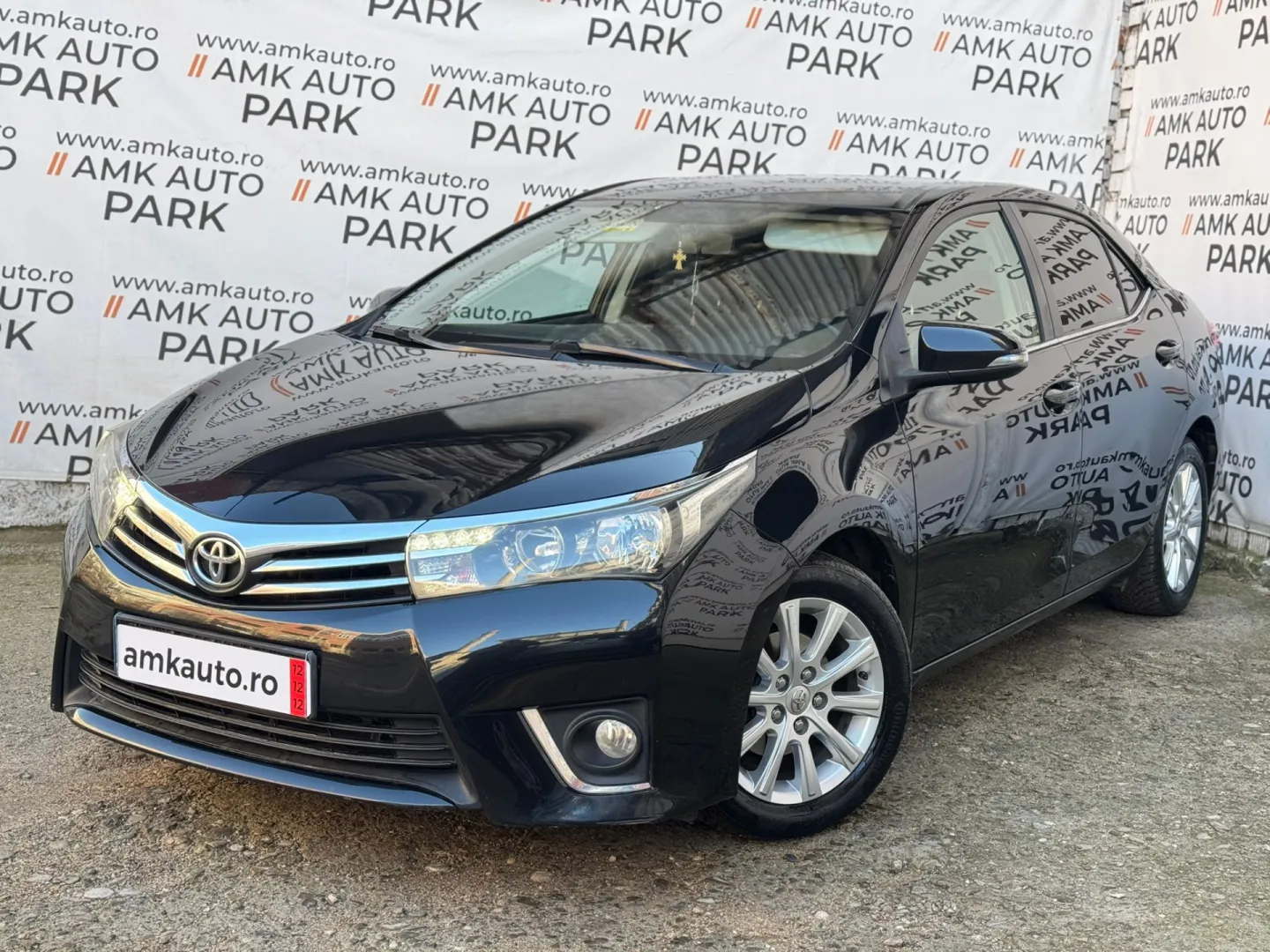 Cumpara/ Vinde online Toyota Corolla 2014 SH, la cel mai bun pret pentru tine!