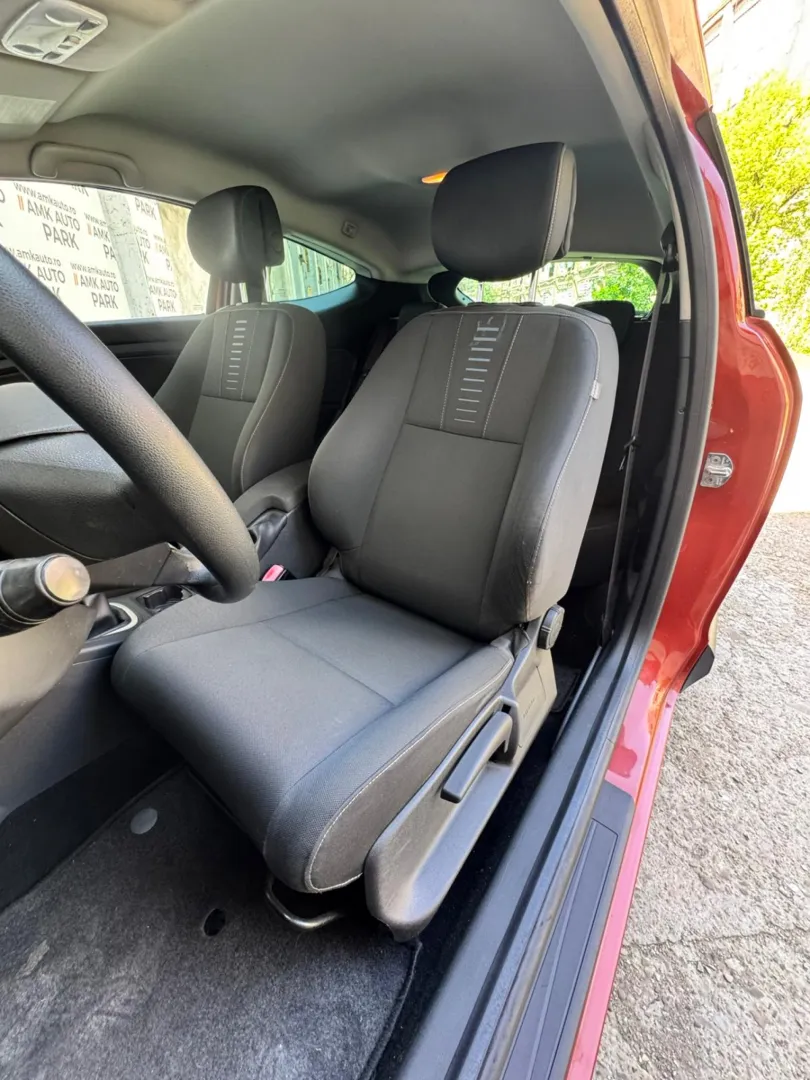 Cumpara/ Vinde online Renault  Megane 2009 SH, la cel mai bun pret pentru tine!