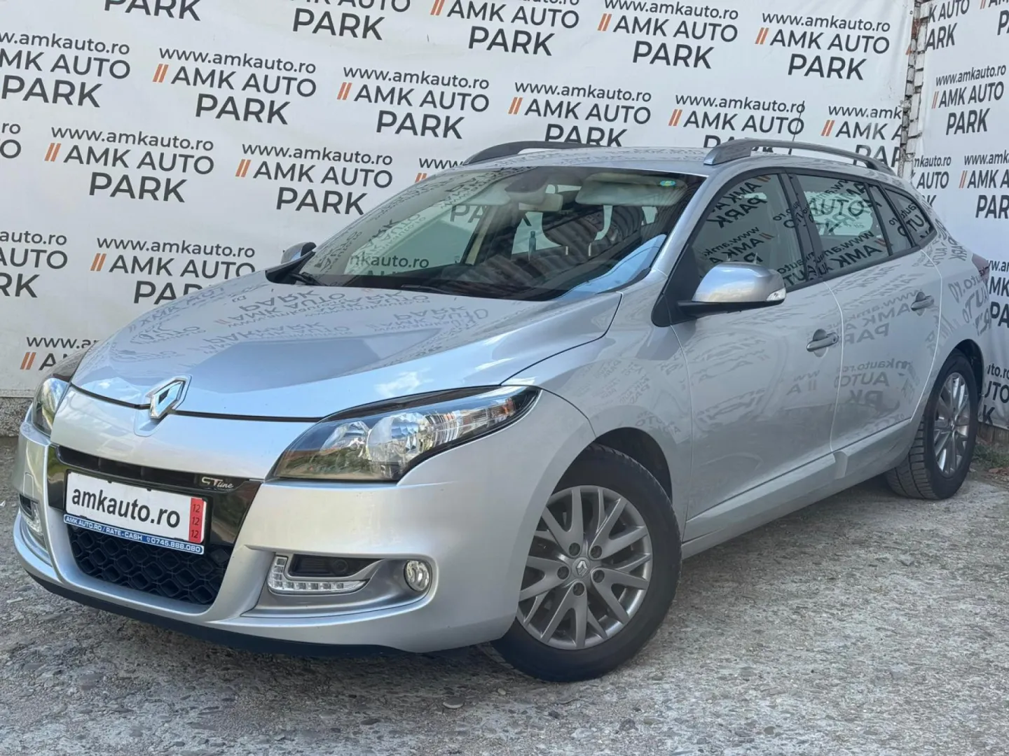 Cumpara/ Vinde online Renault  Megane 2013 SH, la cel mai bun pret pentru tine!