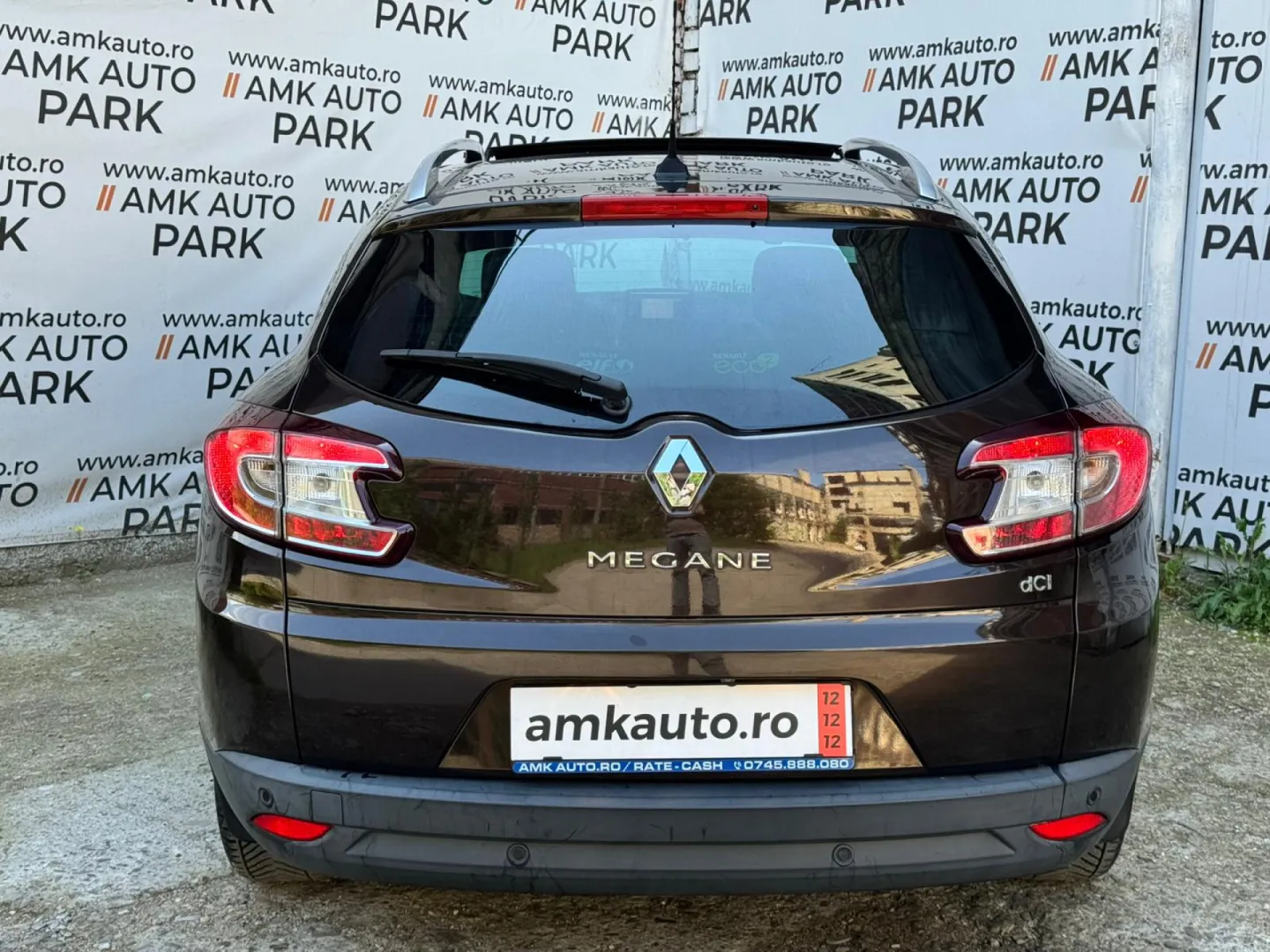 Cumpara/ Vinde online Renault  Megane 2012 SH, la cel mai bun pret pentru tine!