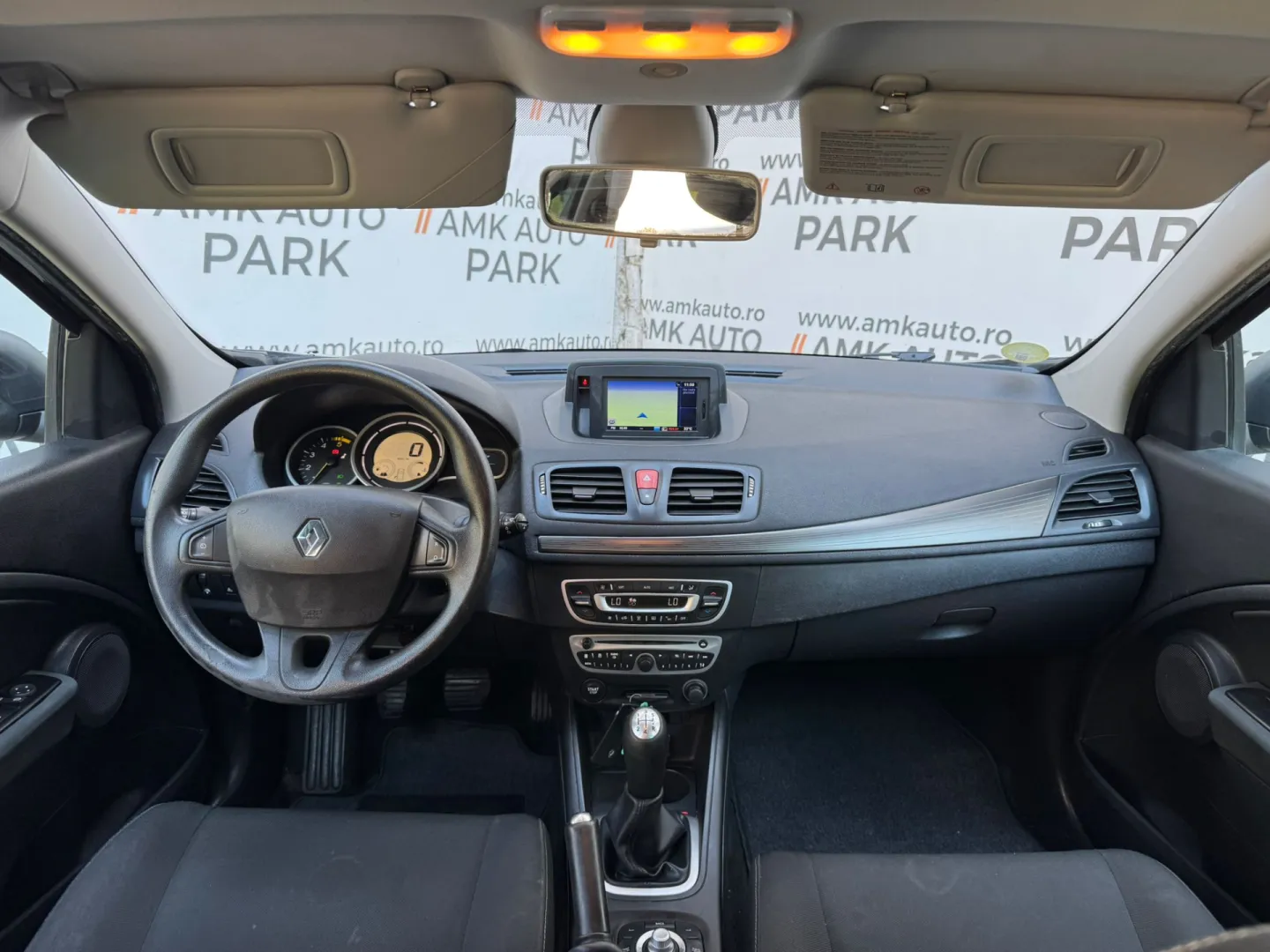 Cumpara/ Vinde online Renault  Megane 2010 SH, la cel mai bun pret pentru tine!