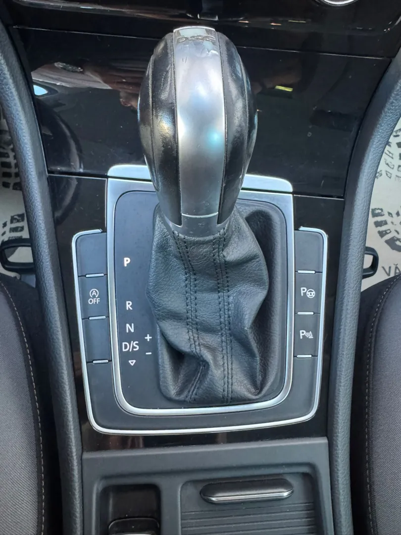 Cumpara/ Vinde online Volkswagen Golf 2016 SH, la cel mai bun pret pentru tine!