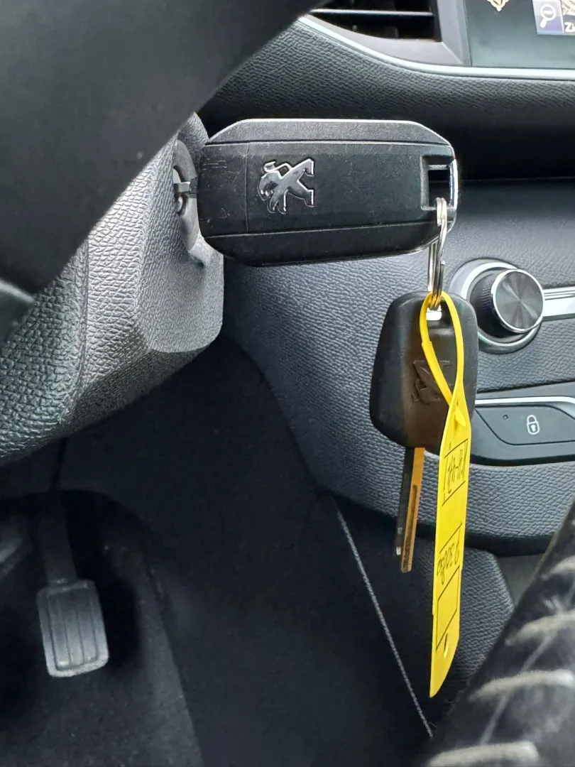 Cumpara/ Vinde online Peugeot 308 2016 SH, la cel mai bun pret pentru tine!