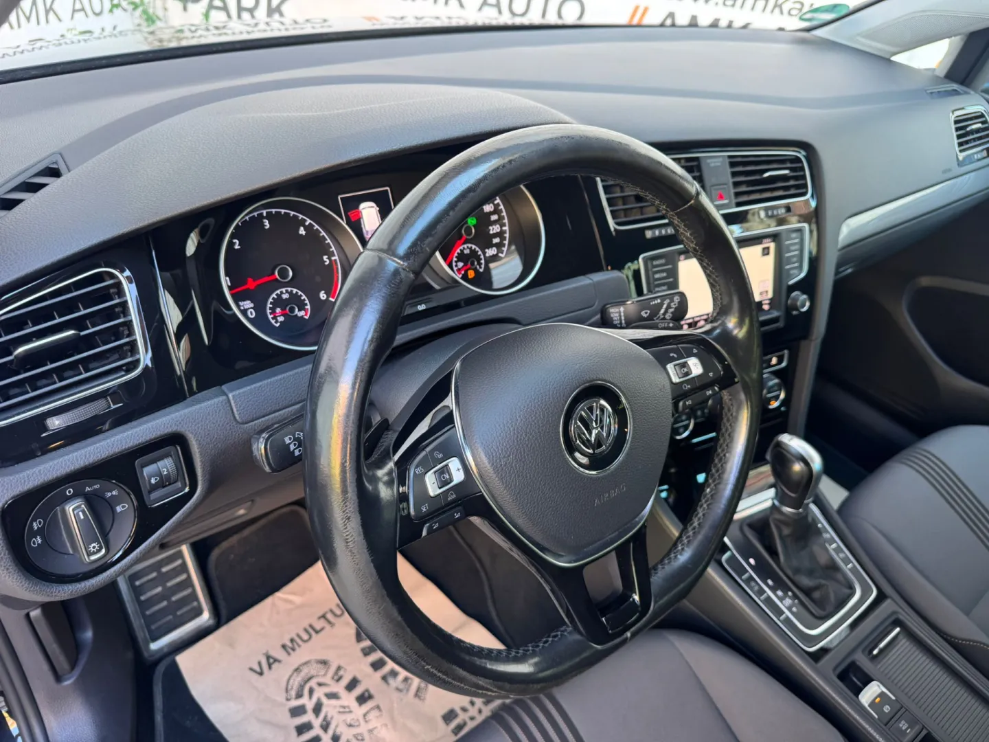 Cumpara/ Vinde online Volkswagen Golf 2016 SH, la cel mai bun pret pentru tine!
