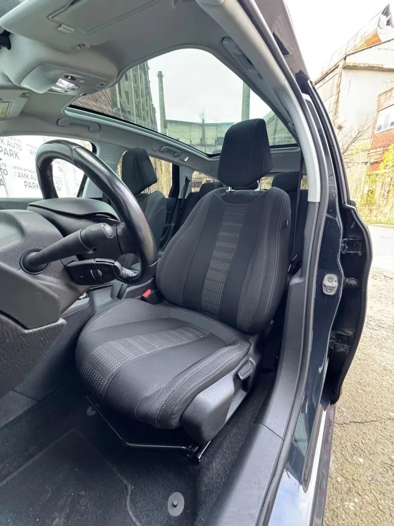 Cumpara/ Vinde online Peugeot 308 2016 SH, la cel mai bun pret pentru tine!