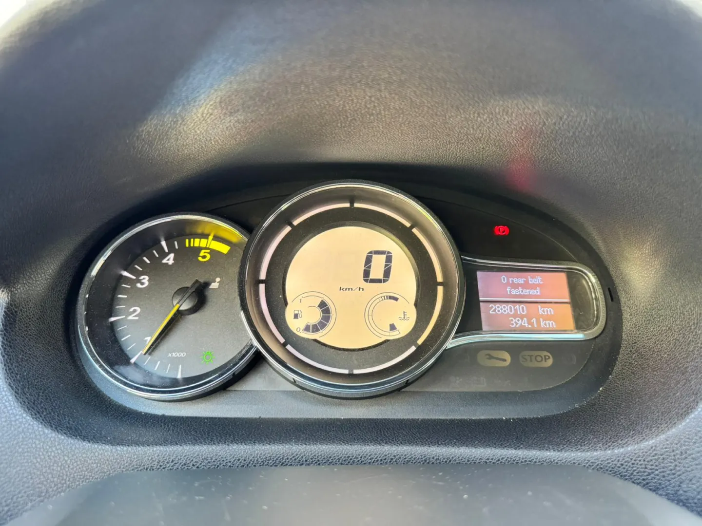 Cumpara/ Vinde online Renault  Megane 2012 SH, la cel mai bun pret pentru tine!