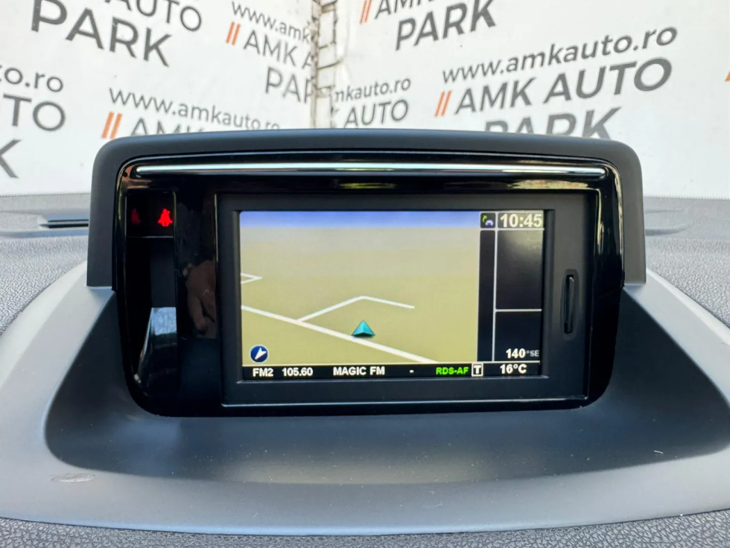 Cumpara/ Vinde online Renault  Megane 2013 SH, la cel mai bun pret pentru tine!