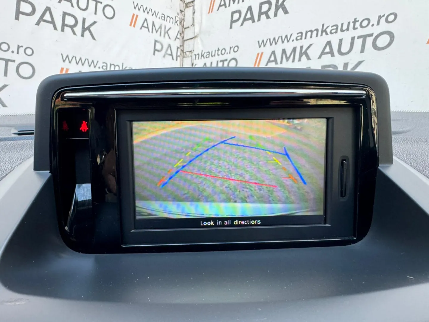 Cumpara/ Vinde online Renault  Megane 2013 SH, la cel mai bun pret pentru tine!