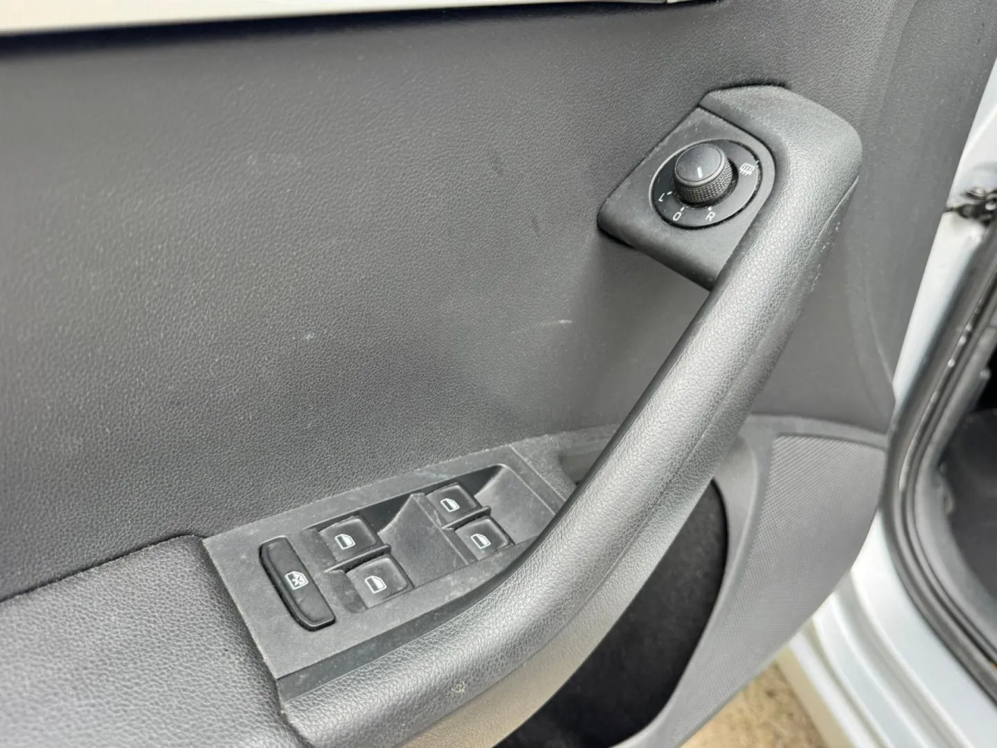 Cumpara/ Vinde online Skoda Octavia 2014 SH, la cel mai bun pret pentru tine!