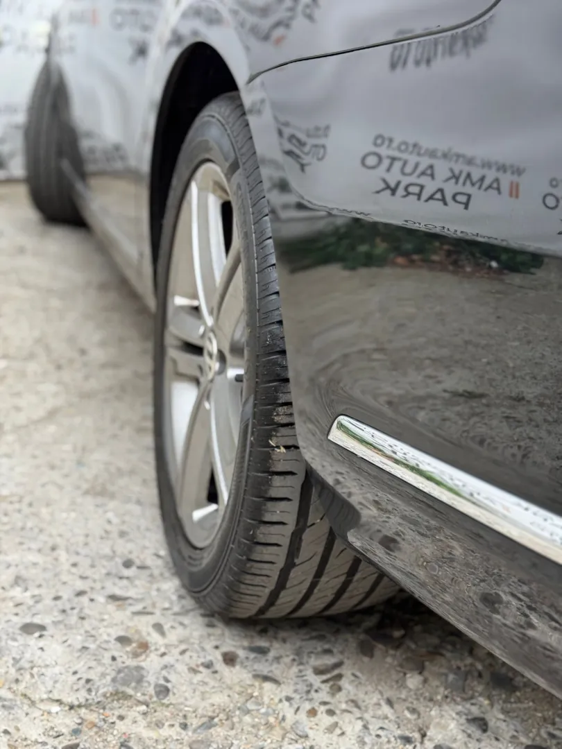Cumpara/ Vinde online Volkswagen Passat 2013 SH, la cel mai bun pret pentru tine!