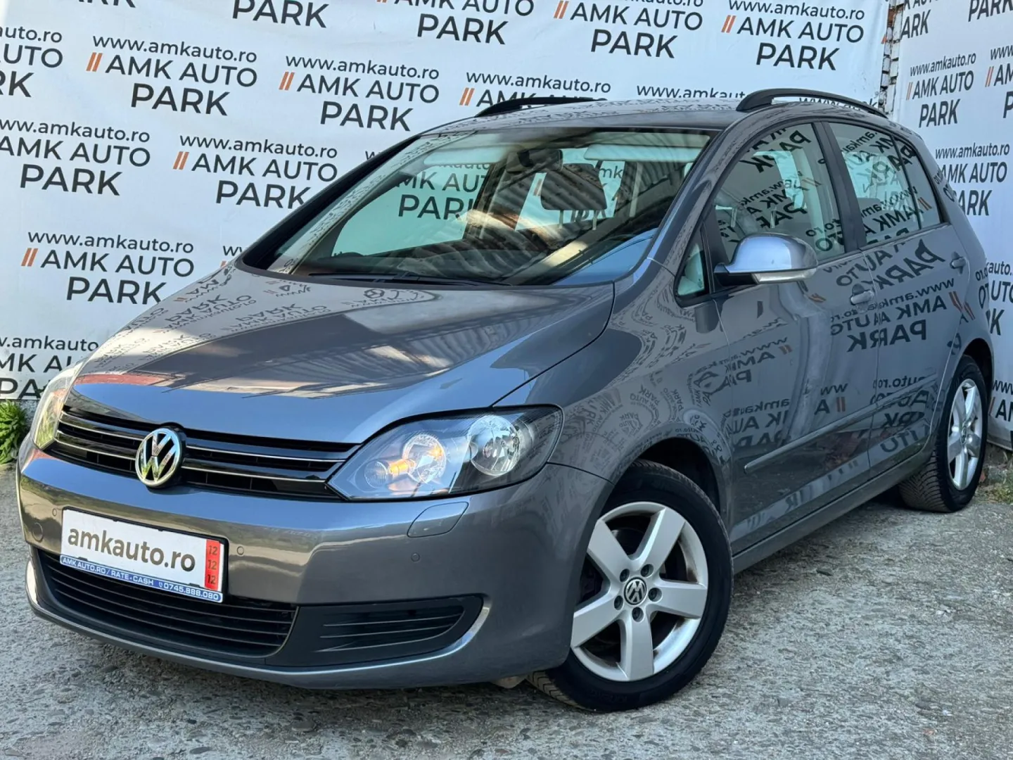 Cumpara/ Vinde online Volkswagen Golf Plus 2014 SH, la cel mai bun pret pentru tine!