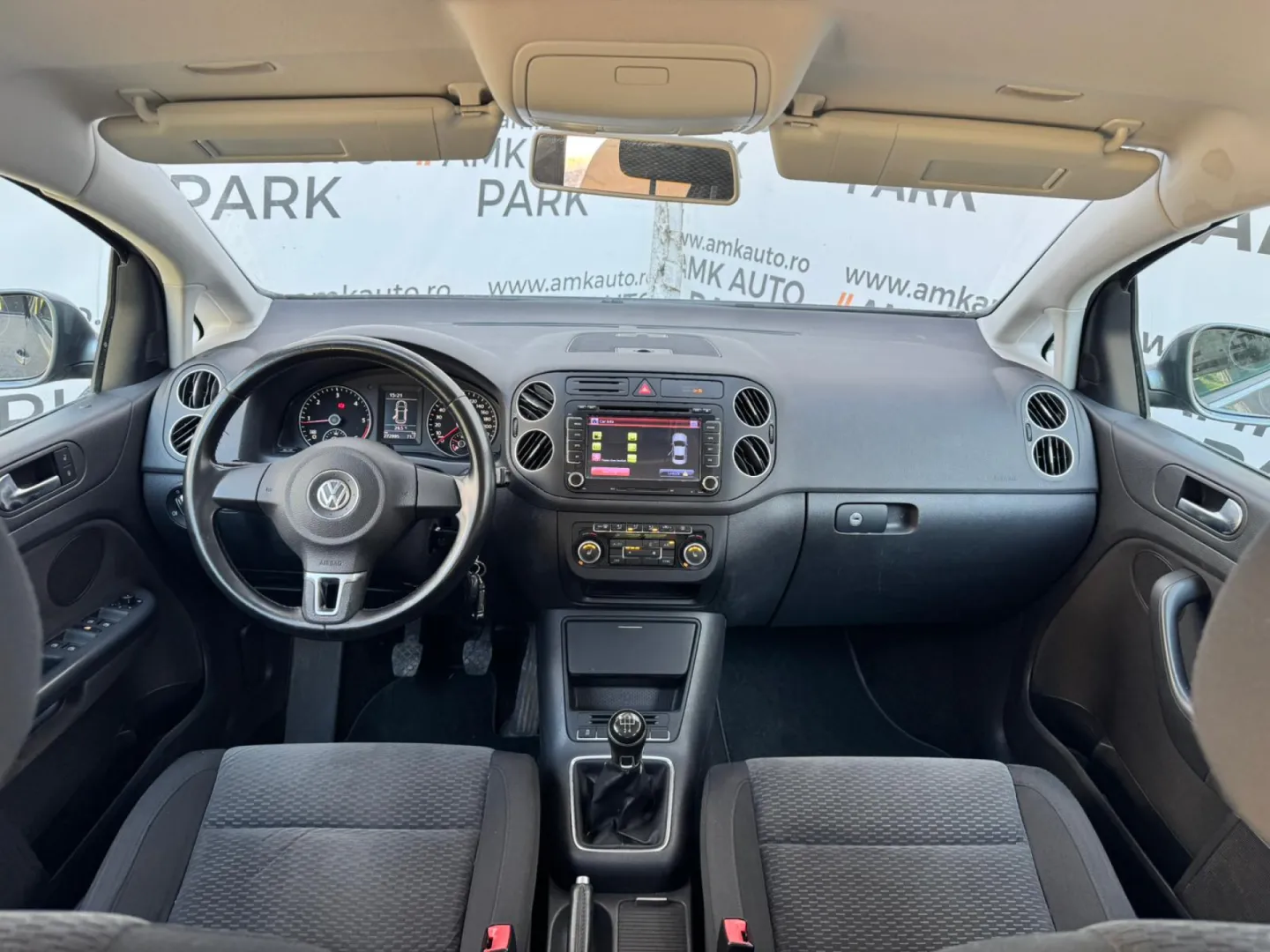 Cumpara/ Vinde online Volkswagen Golf Plus 2014 SH, la cel mai bun pret pentru tine!