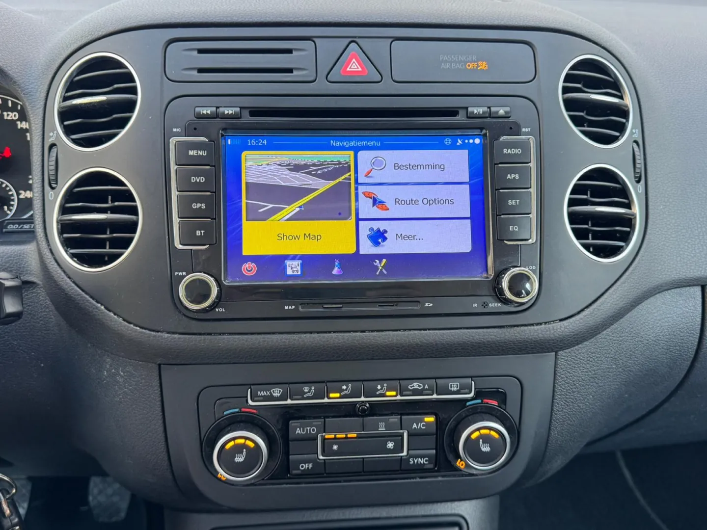 Cumpara/ Vinde online Volkswagen Golf Plus 2014 SH, la cel mai bun pret pentru tine!