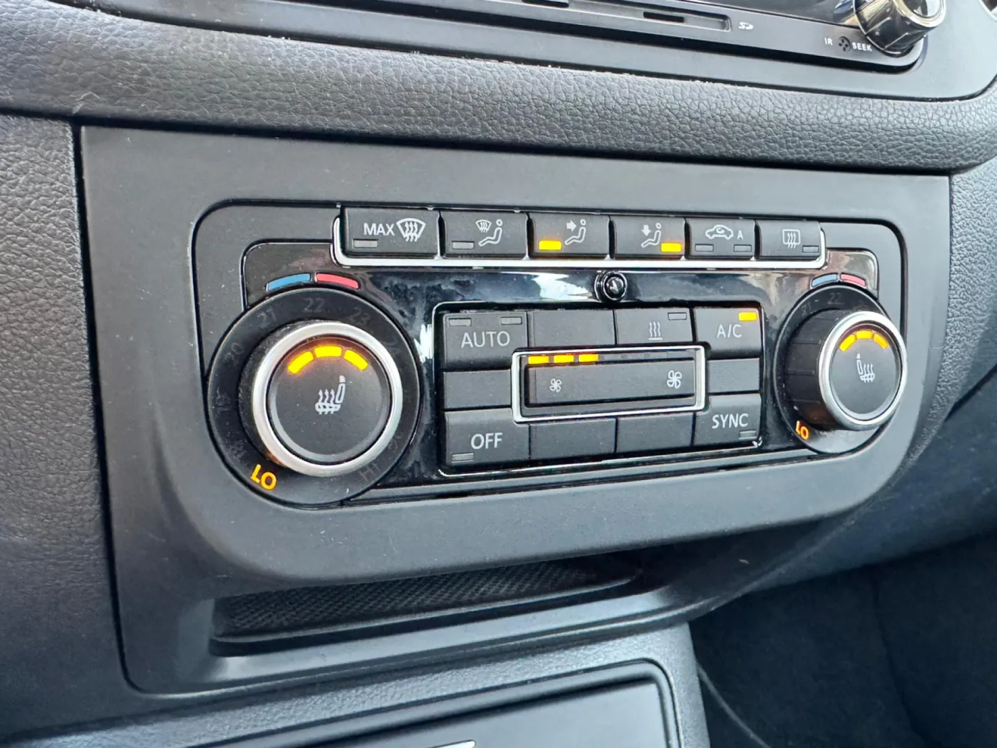 Cumpara/ Vinde online Volkswagen Golf Plus 2014 SH, la cel mai bun pret pentru tine!