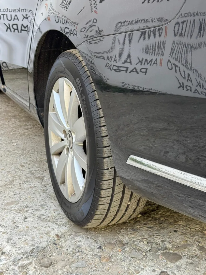 Cumpara/ Vinde online Volkswagen Passat 2011 SH, la cel mai bun pret pentru tine!