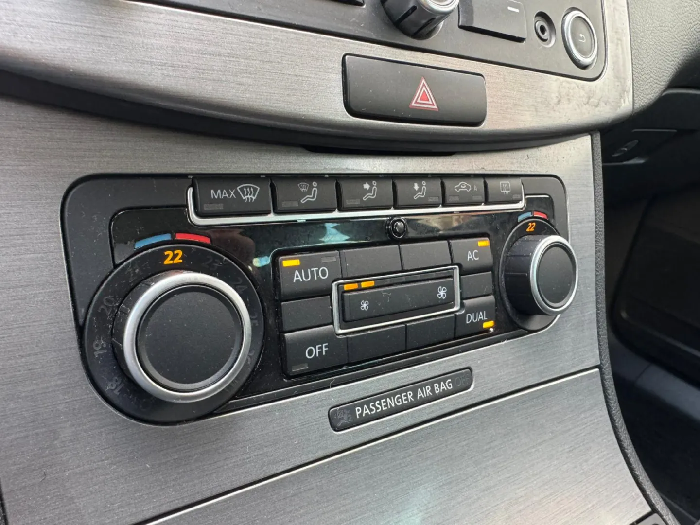 Cumpara/ Vinde online Volkswagen Passat 2011 SH, la cel mai bun pret pentru tine!
