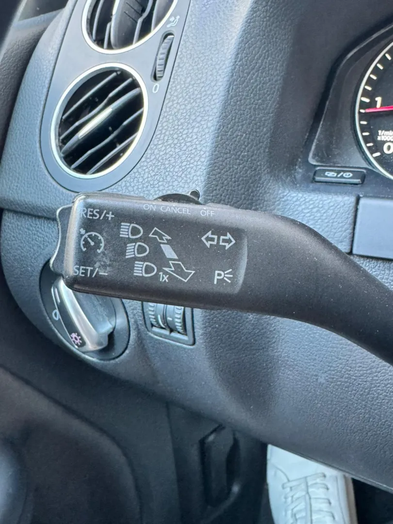 Cumpara/ Vinde online Volkswagen Golf Plus 2014 SH, la cel mai bun pret pentru tine!
