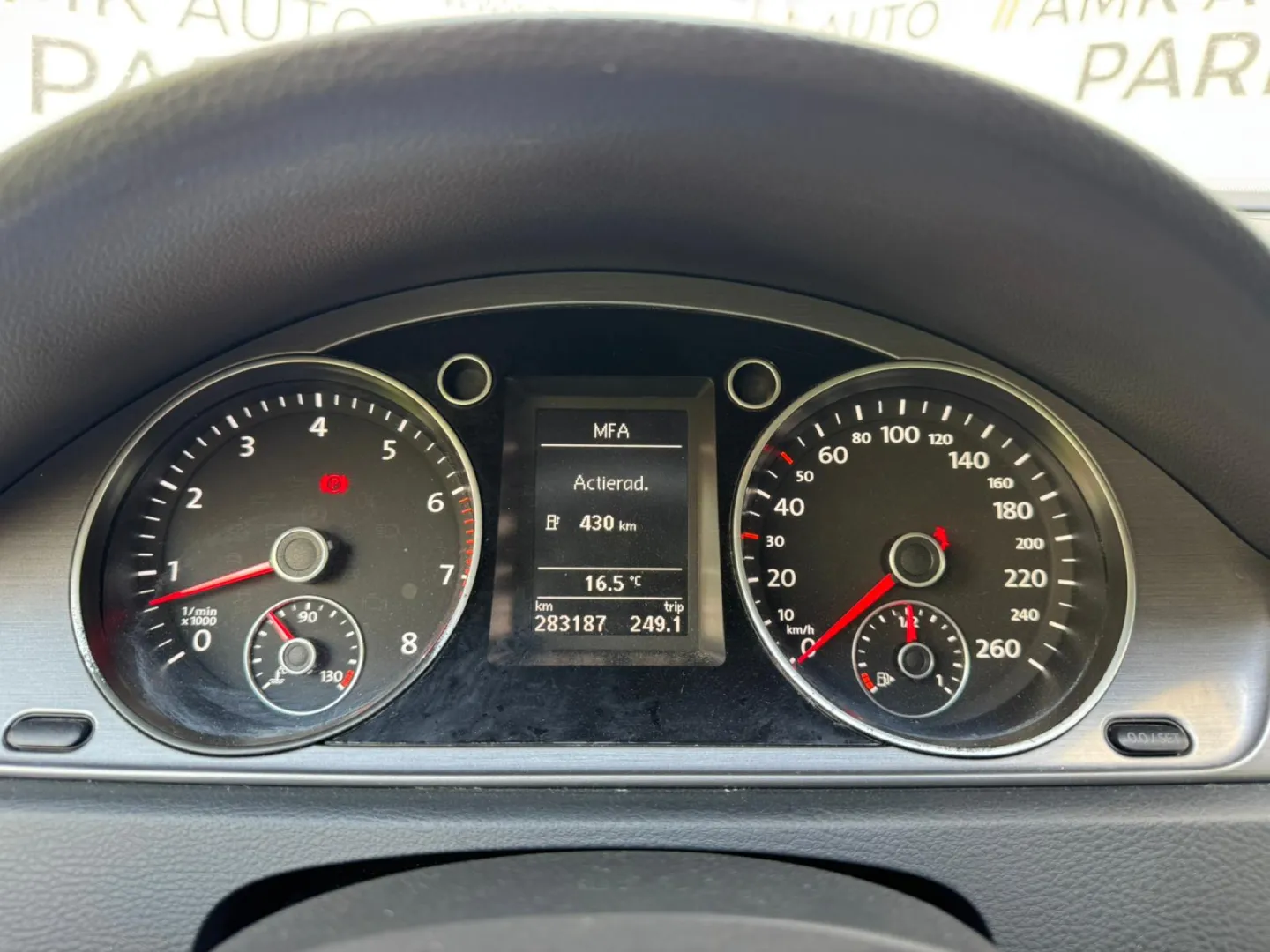 Cumpara/ Vinde online Volkswagen Passat 2011 SH, la cel mai bun pret pentru tine!
