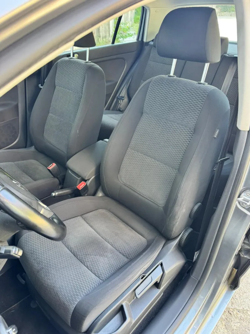 Cumpara/ Vinde online Volkswagen Golf Plus 2014 SH, la cel mai bun pret pentru tine!