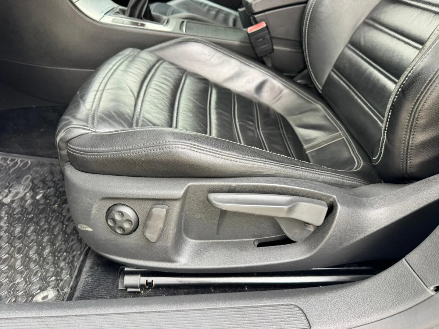 Cumpara/ Vinde online Volkswagen Passat CC 2009 SH, la cel mai bun pret pentru tine!